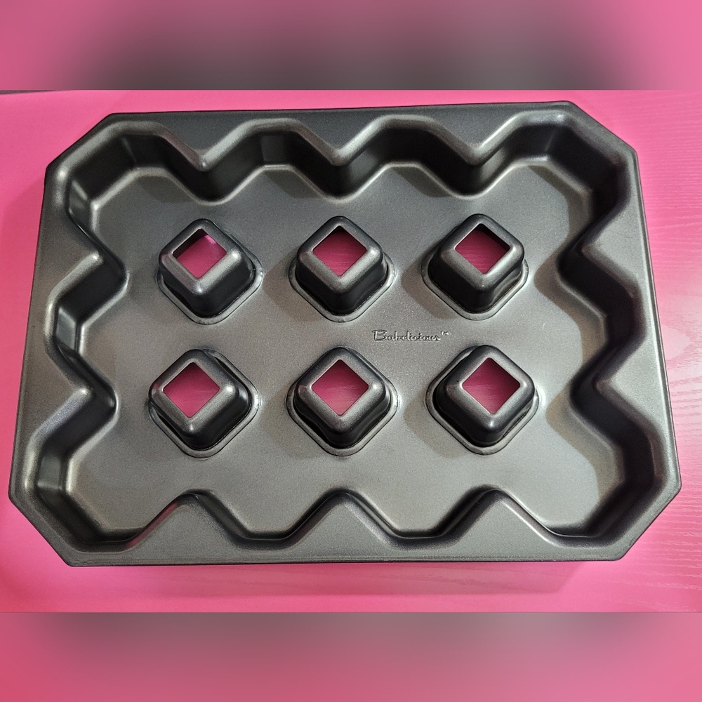 Bakelicious NonStick Brownie Pan